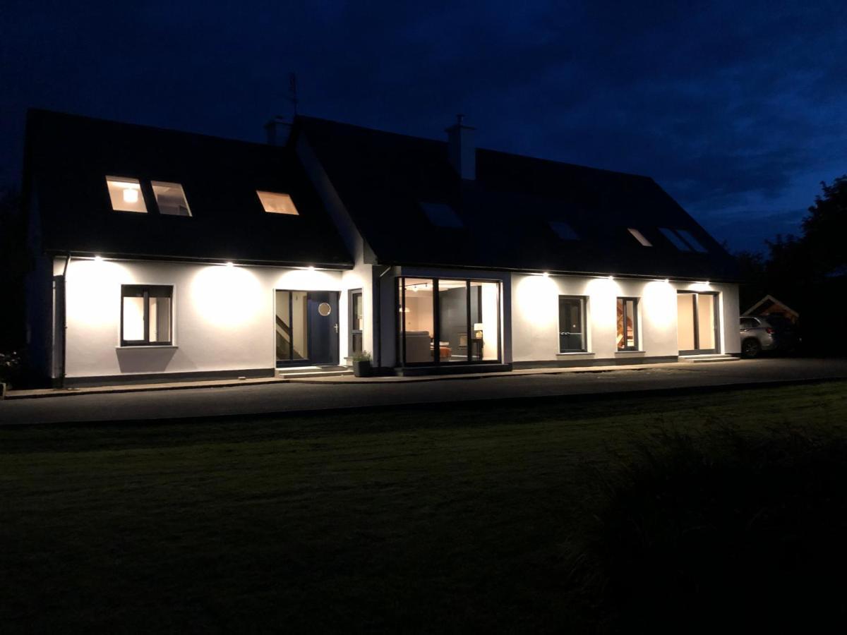 Westport Coastal Lodge Exterior photo